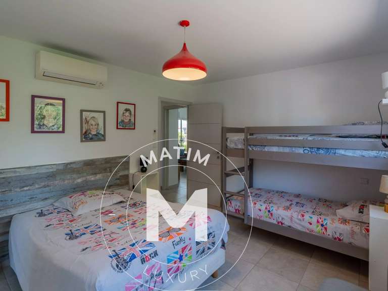 Villa Sainte-Lucie-de-Porto-Vecchio - 4 chambres - 127m²