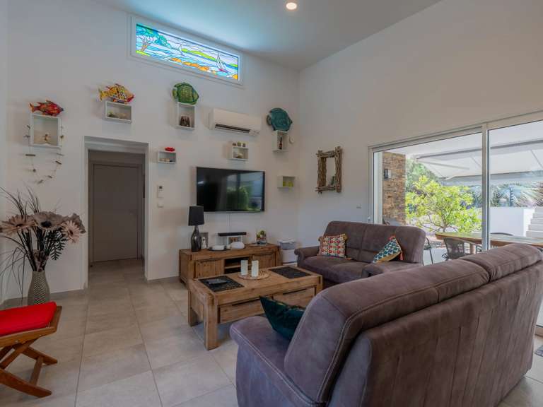 Villa Sainte-Lucie-de-Porto-Vecchio - 4 chambres - 127m²