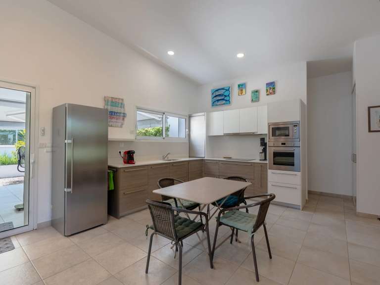 Villa Sainte-Lucie-de-Porto-Vecchio - 4 chambres - 127m²