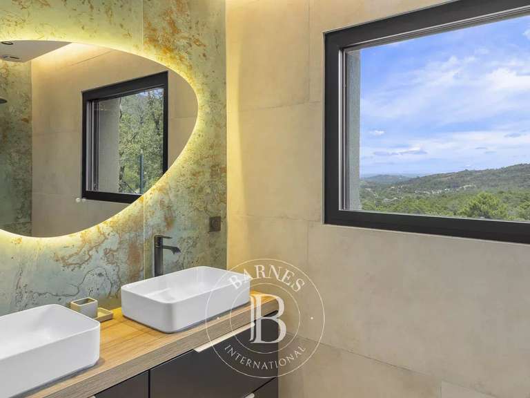 Villa Sainte-Lucie-de-Porto-Vecchio - 4 chambres - 265m²