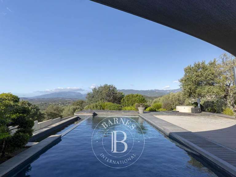 Villa avec Vue sur mer Sainte-Lucie-de-Porto-Vecchio - 8 chambres - 713m²