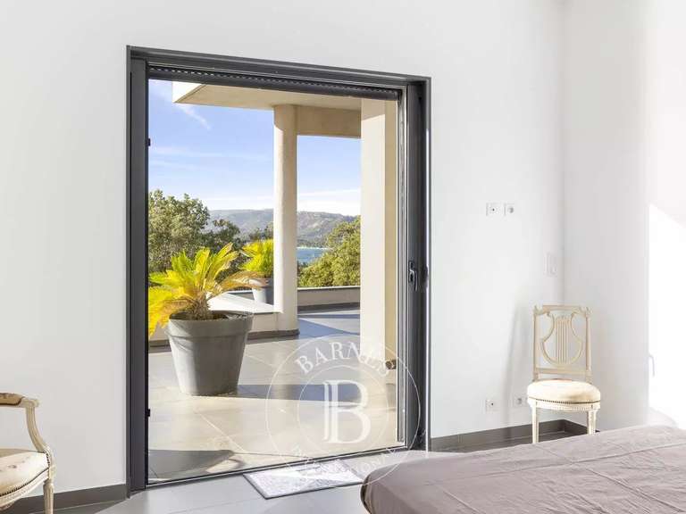 Villa avec Vue sur mer Sainte-Lucie-de-Porto-Vecchio - 8 chambres - 713m²