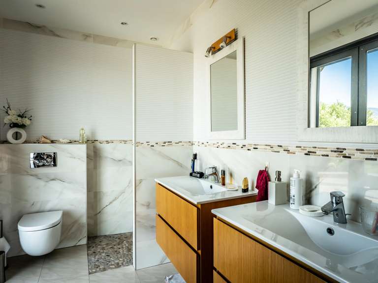Villa Sainte-Lucie-de-Porto-Vecchio - 8 chambres - 596m²