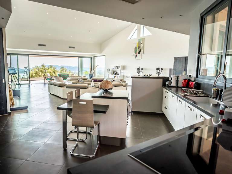 Villa Sainte-Lucie-de-Porto-Vecchio - 8 chambres - 596m²