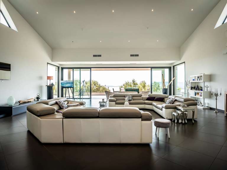 Villa Sainte-Lucie-de-Porto-Vecchio - 8 chambres - 596m²