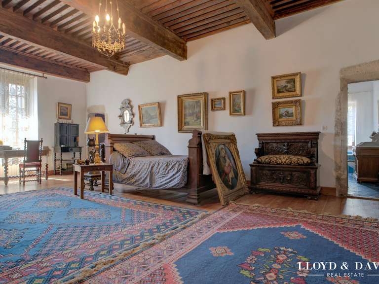 Maison Sainte-Marie-d'Alloix - 5 chambres - 274m²