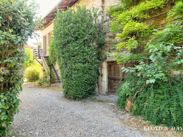 Maison Sainte-Marie-d'Alloix - 5 chambres - 274m²