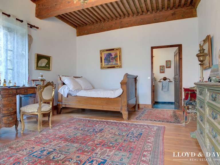 Maison Sainte-Marie-d'Alloix - 5 chambres - 274m²