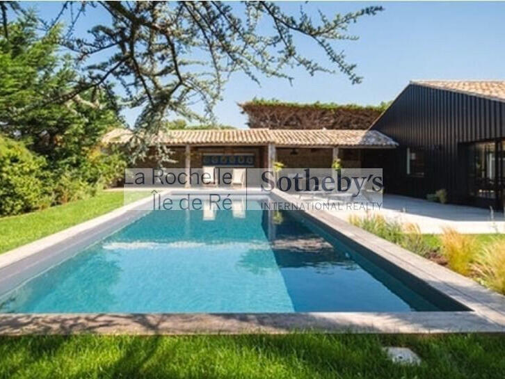 House Sainte-Marie-de-Ré - 6 bedrooms - 300m²