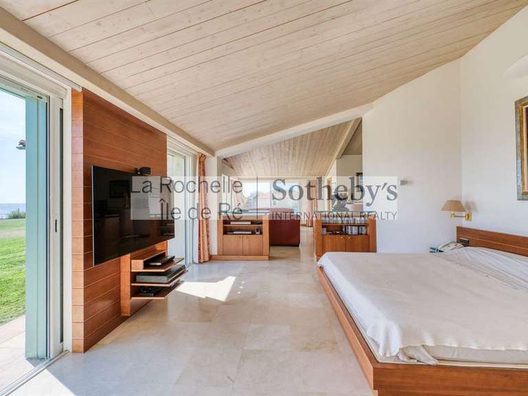 House Sainte-Marie-de-Ré - 3 bedrooms - 480m²