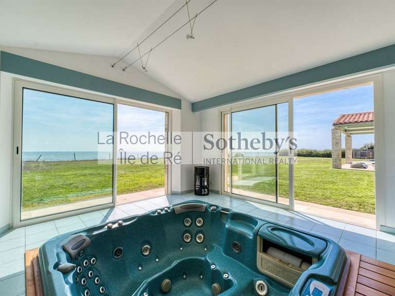 House Sainte-Marie-de-Ré - 3 bedrooms - 480m²