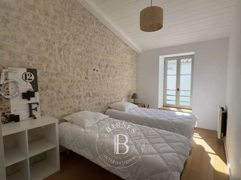 Maison Sainte-Marie-de-Ré - 6 chambres - 231m²