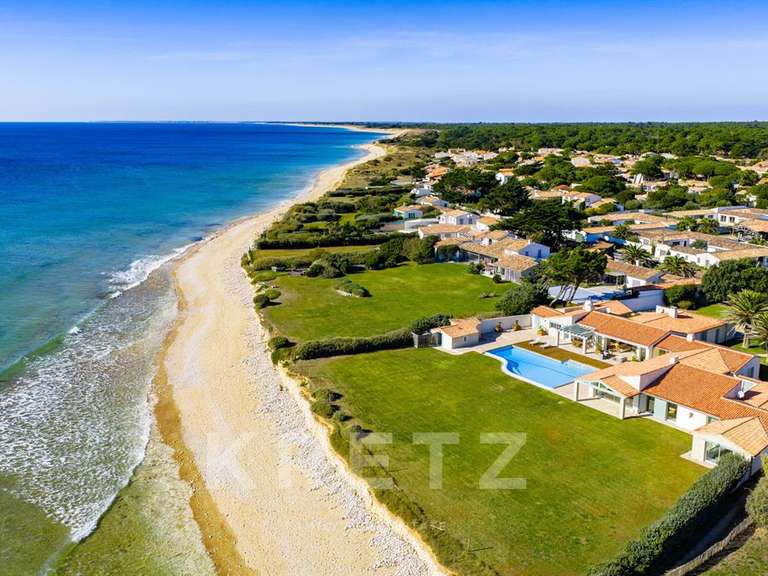 Maison Sainte-Marie-de-Ré - 3 chambres - 480m²