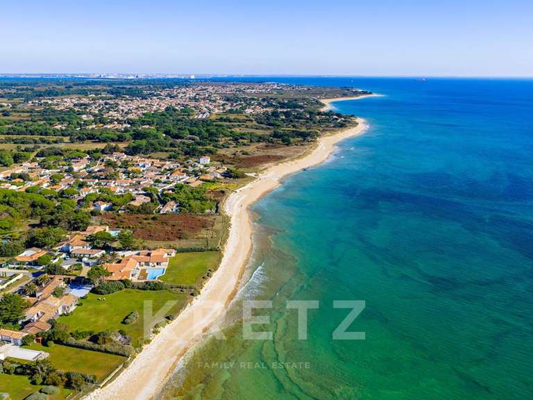 House Sainte-Marie-de-Ré - 3 bedrooms - 480m²