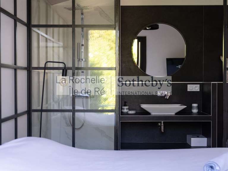 House Sainte-Marie-de-Ré - 6 bedrooms - 190m²