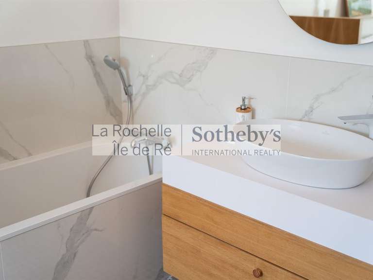 House Sainte-Marie-de-Ré - 6 bedrooms - 190m²