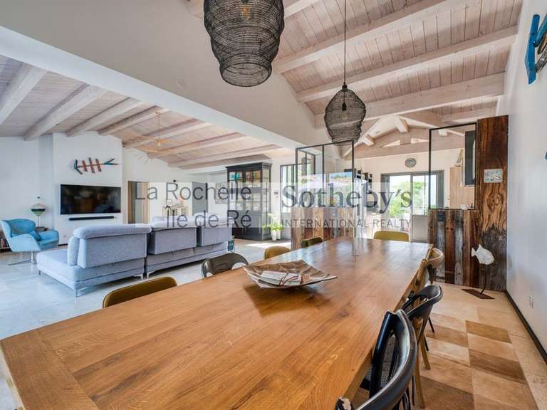 House Sainte-Marie-de-Ré - 6 bedrooms - 190m²