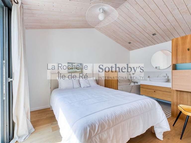 House Sainte-Marie-de-Ré - 6 bedrooms - 190m²