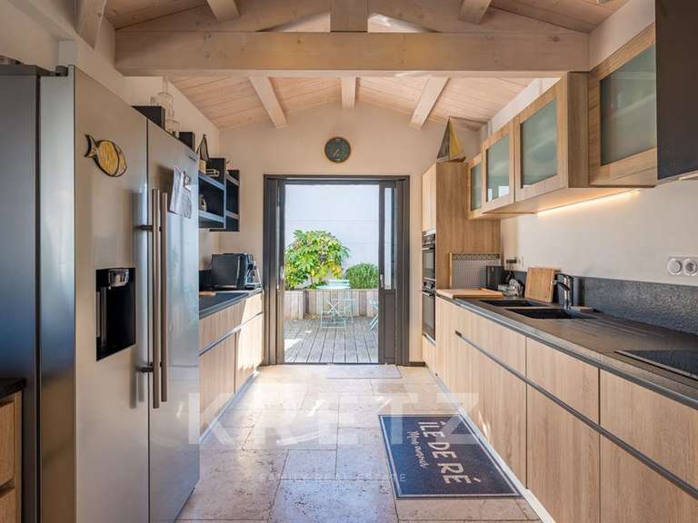 Maison Sainte-Marie-de-Ré - 6 chambres - 190m²