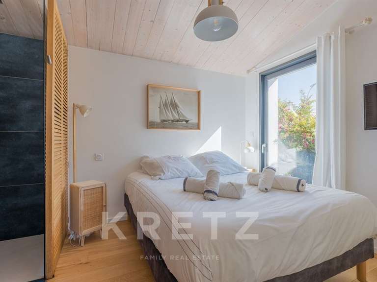 Maison Sainte-Marie-de-Ré - 6 chambres - 190m²