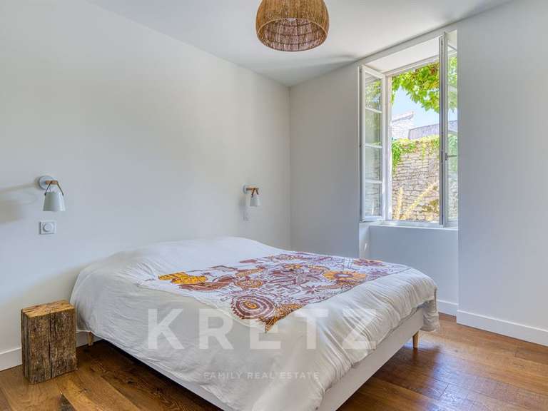 Maison Sainte-Marie-de-Ré - 4 chambres - 230m²