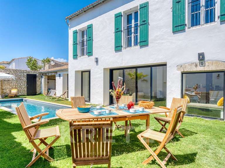 Maison Sainte-Marie-de-Ré - 4 chambres - 230m²