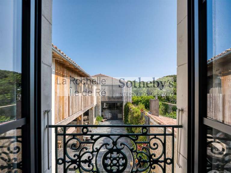Maison Sainte-Marie-de-Ré - 8 chambres - 302m²