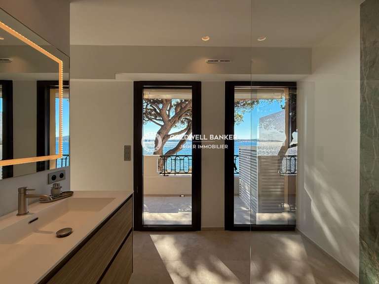 Apartment with Sea view Sainte-Maxime - 2 bedrooms - 90m²