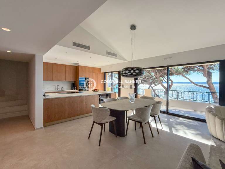 Apartment with Sea view Sainte-Maxime - 2 bedrooms - 90m²