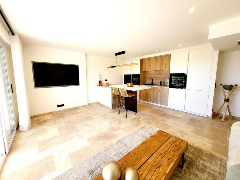 Apartment with Sea view Sainte-Maxime - 2 bedrooms - 71m²