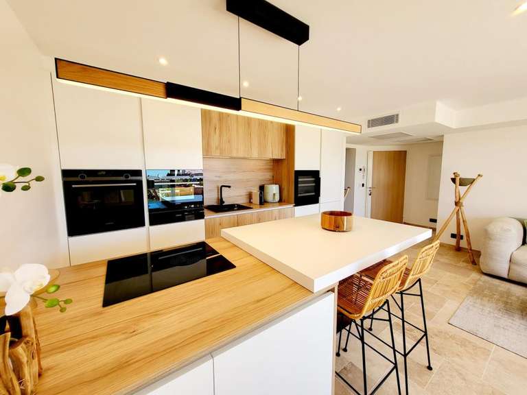 Apartment with Sea view Sainte-Maxime - 2 bedrooms - 71m²