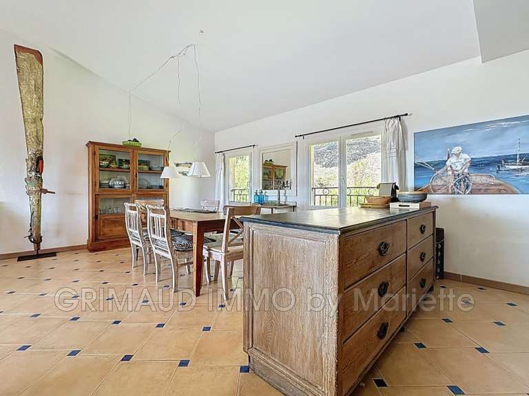 Apartment Sainte-Maxime - 4 bedrooms - 102m²