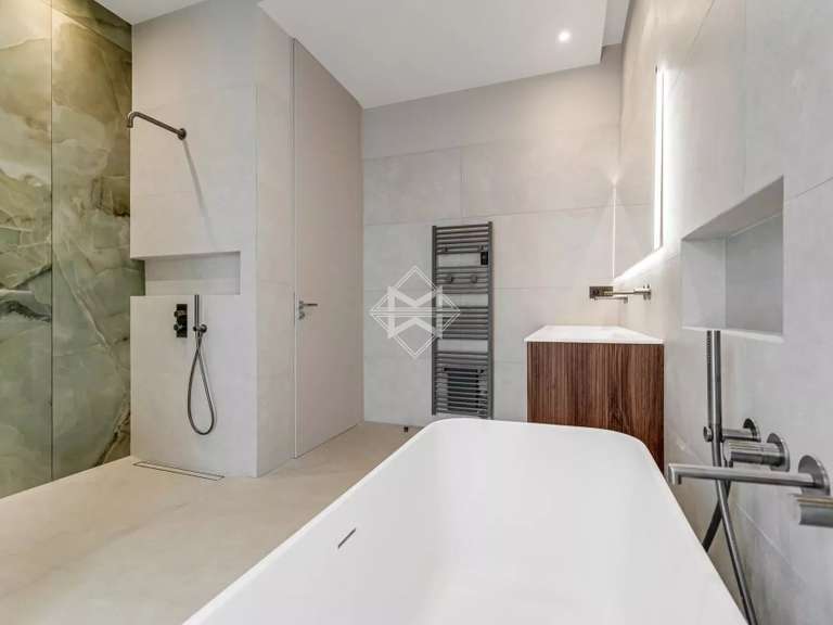 Appartement avec Vue sur mer Sainte-Maxime - 3 chambres - 150m²
