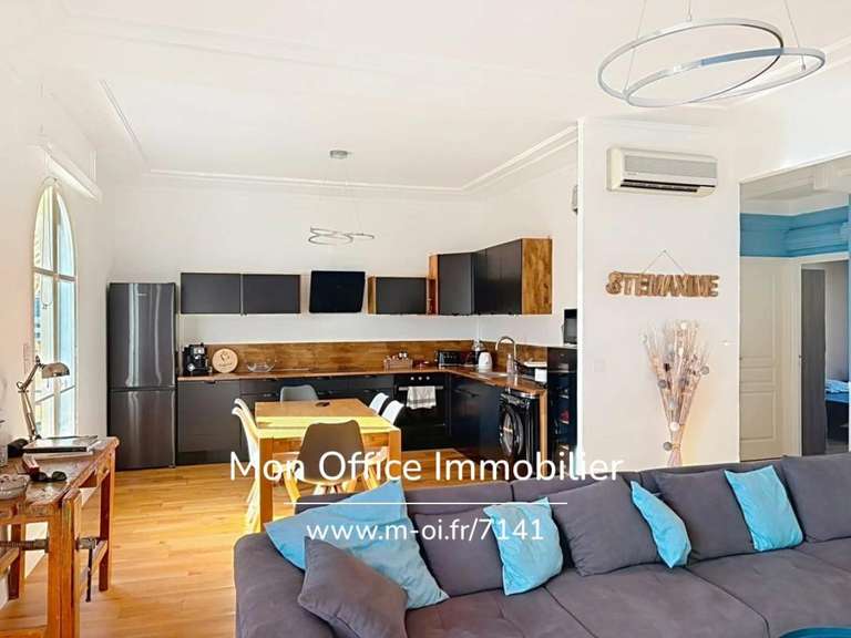 Apartment with Sea view Sainte-Maxime - 3 bedrooms - 93m²