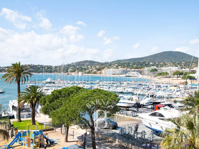 Vente Hôtel particulier avec Vue mer Sainte-Maxime - 4 chambres