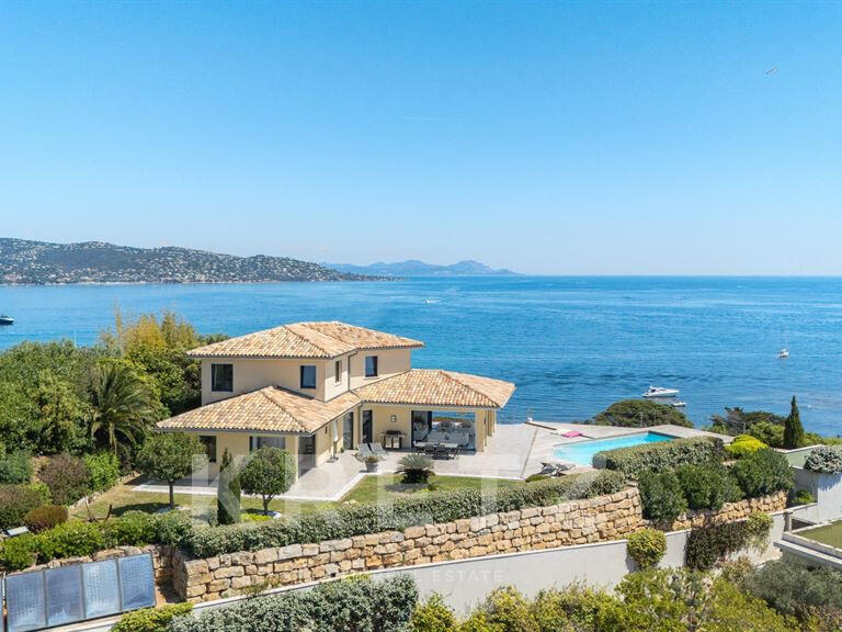 Maison Sainte-Maxime - 5 chambres - 210m²