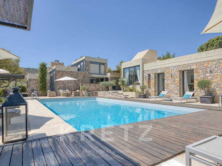 Maison Sainte-Maxime - 5 chambres - 240m²