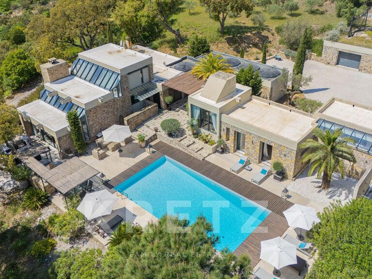 Maison Sainte-Maxime - 5 chambres - 240m²