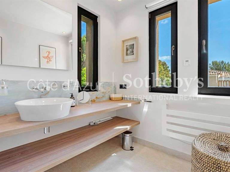 House Sainte-Maxime - 6 bedrooms - 394m²