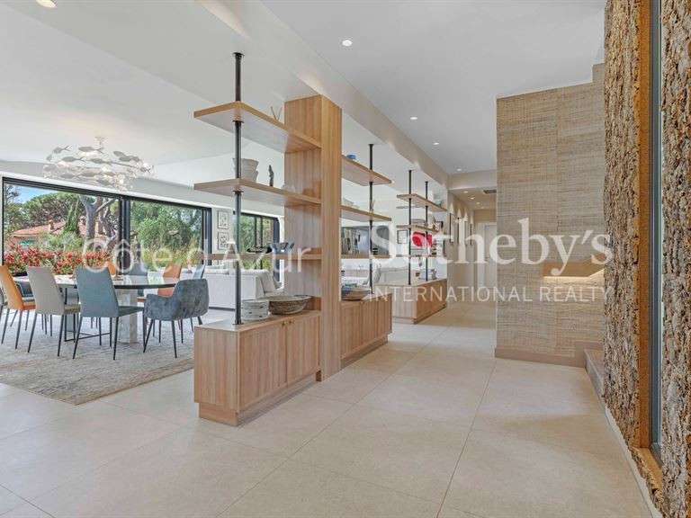House Sainte-Maxime - 6 bedrooms - 394m²