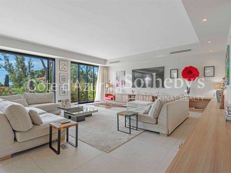 House Sainte-Maxime - 6 bedrooms - 394m²