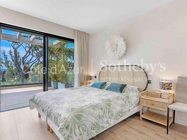 House Sainte-Maxime - 6 bedrooms - 394m²