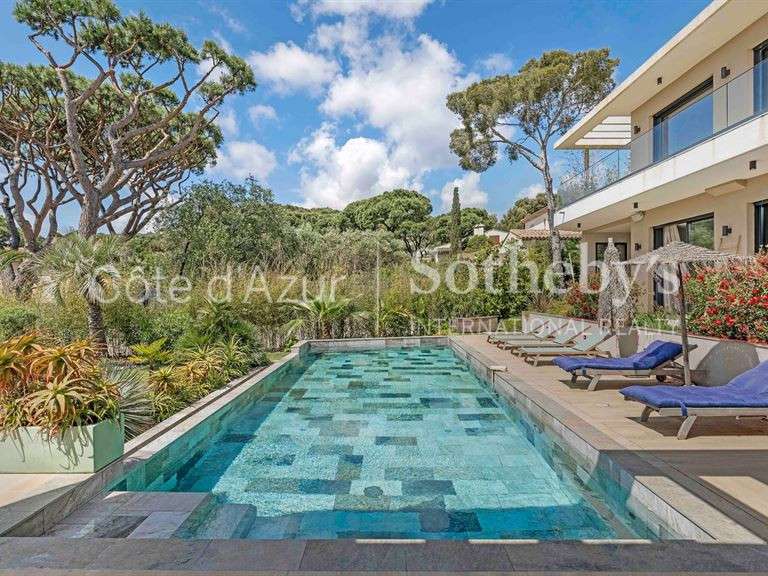 House Sainte-Maxime - 6 bedrooms - 394m²