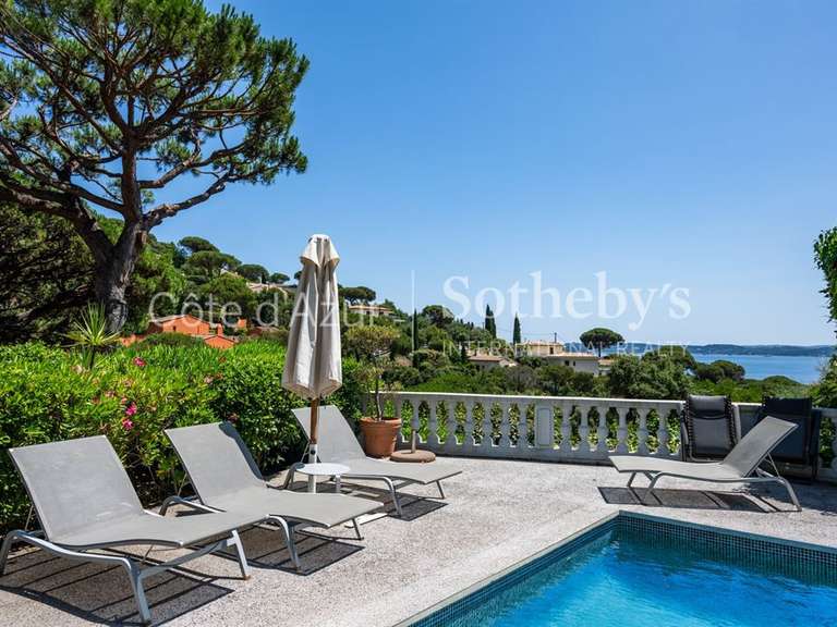 Maison Sainte-Maxime - 6 chambres - 240m²