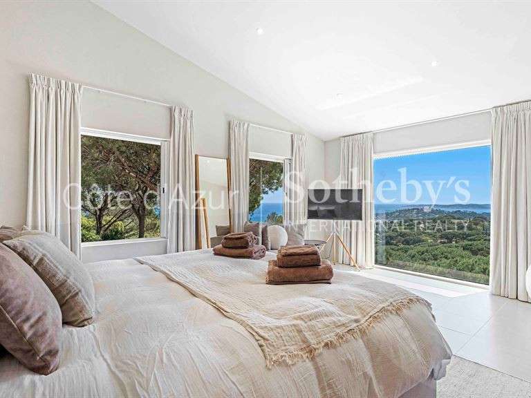 House with Sea view Sainte-Maxime - 4 bedrooms - 250m²