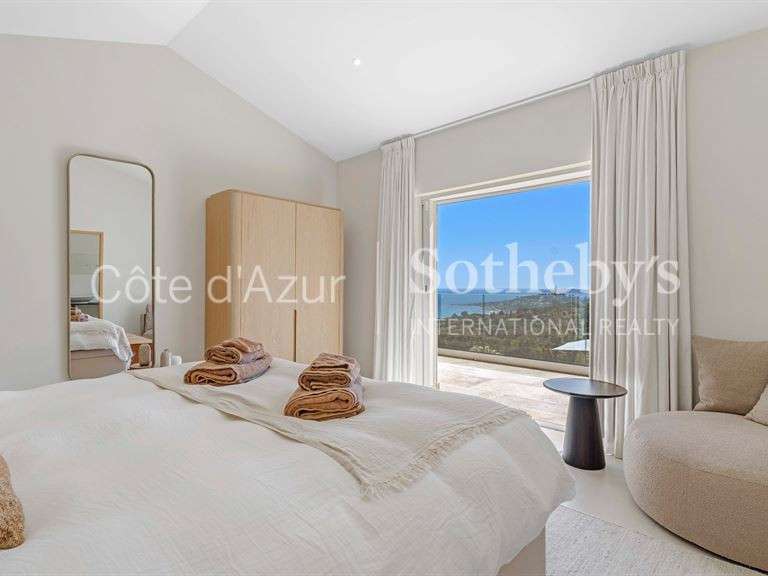 House with Sea view Sainte-Maxime - 4 bedrooms - 250m²