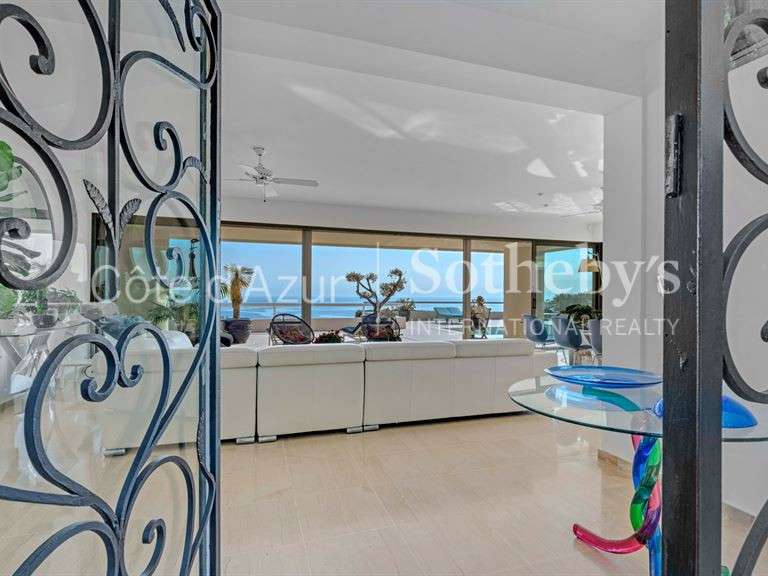 House with Sea view Sainte-Maxime - 6 bedrooms - 370m²