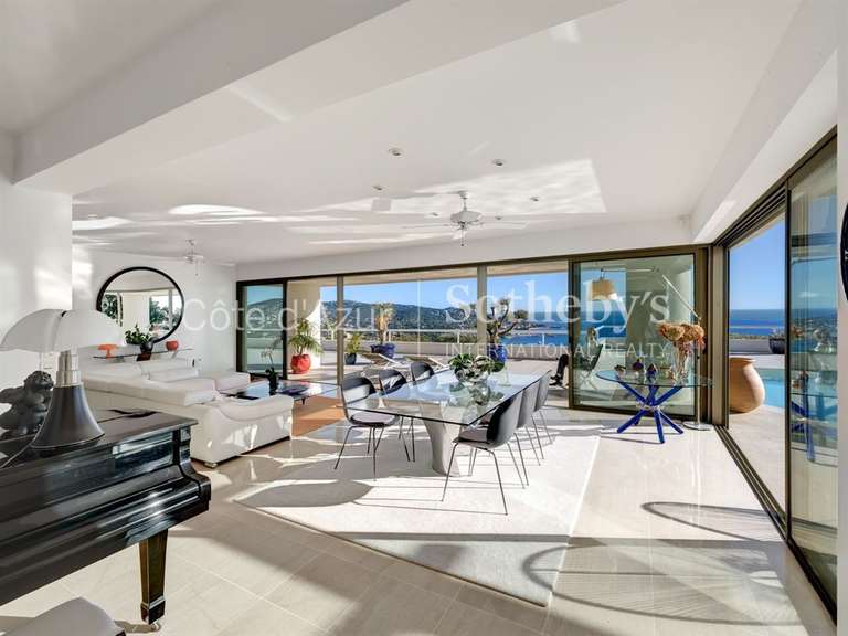 House with Sea view Sainte-Maxime - 6 bedrooms - 370m²