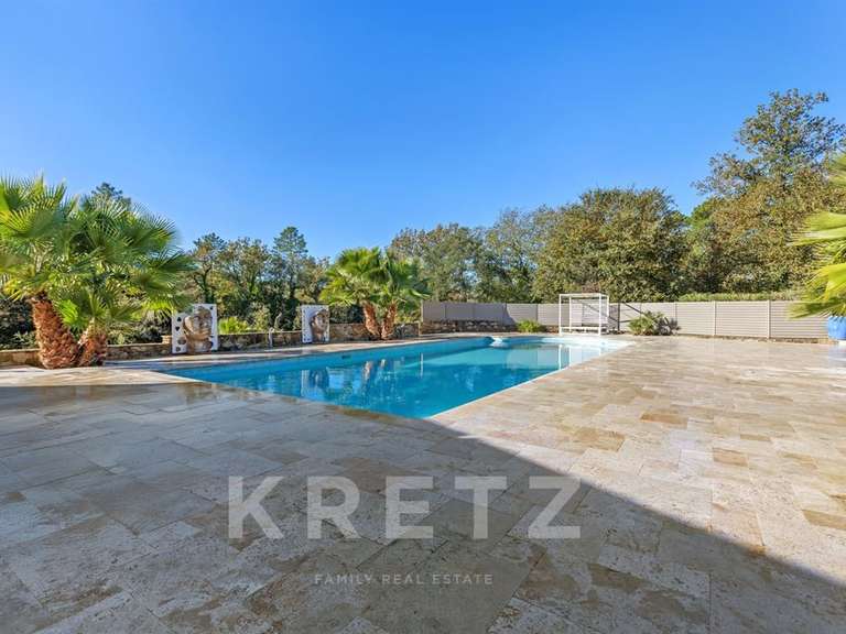 Maison Sainte-Maxime - 6 chambres - 190m²