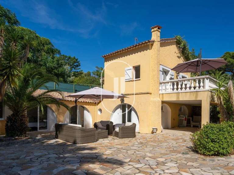 House Sainte-Maxime - 5 bedrooms - 140m²